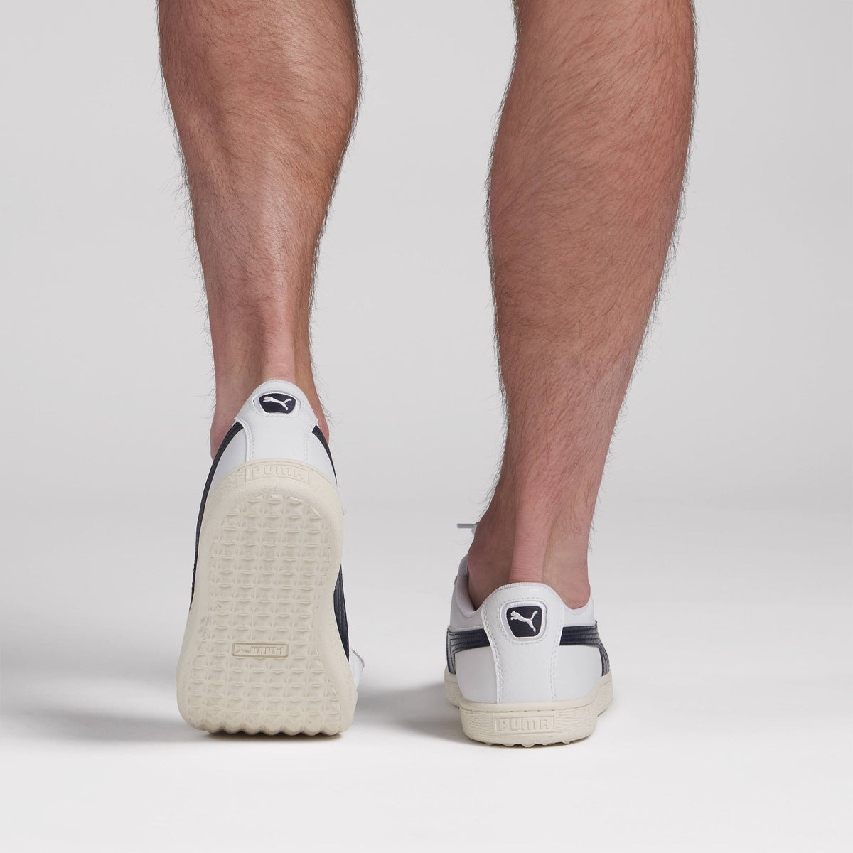 Suede G Spikeless Golf Shoes
