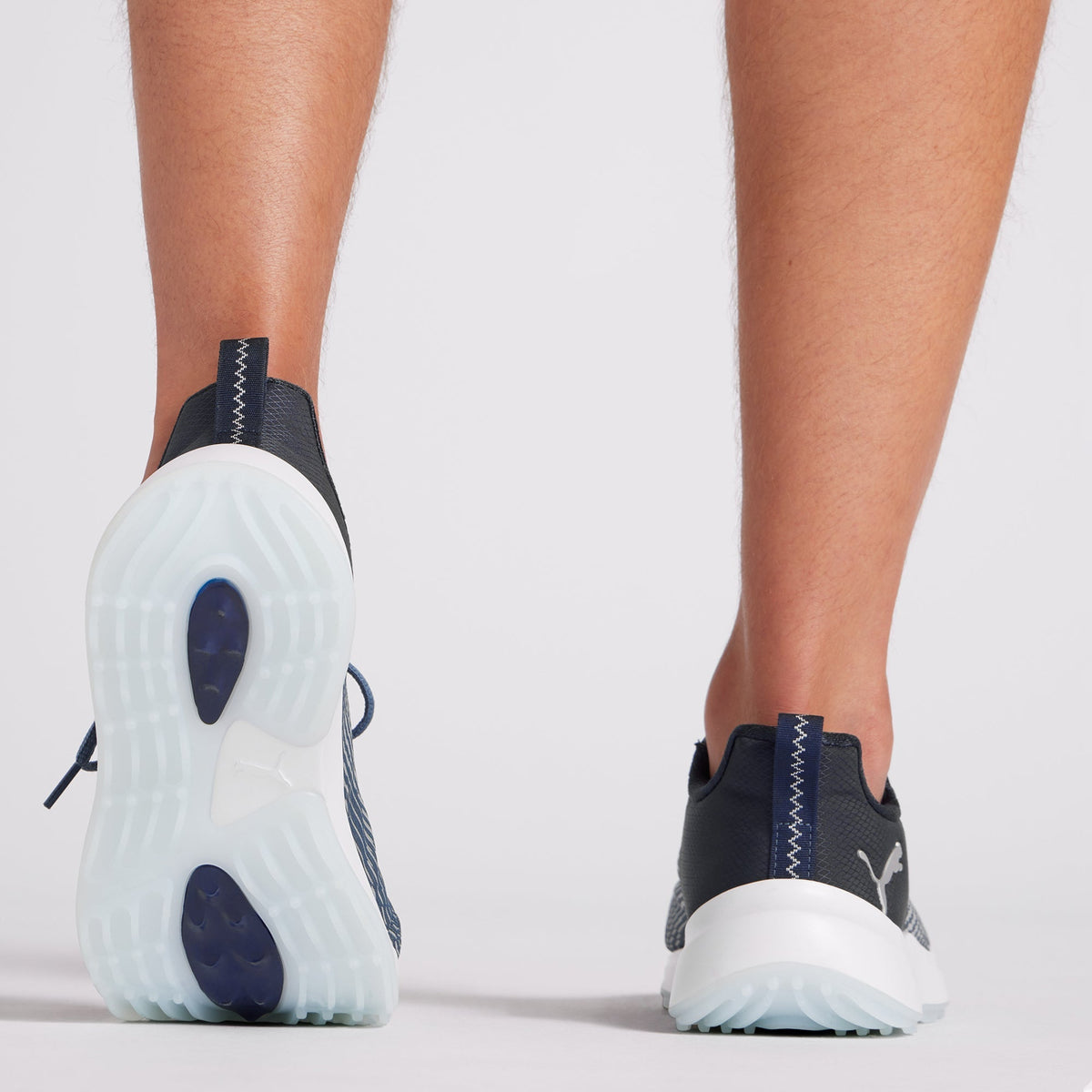 FUSION CRUSH SPORT Wide Spikeless Golf Shoes