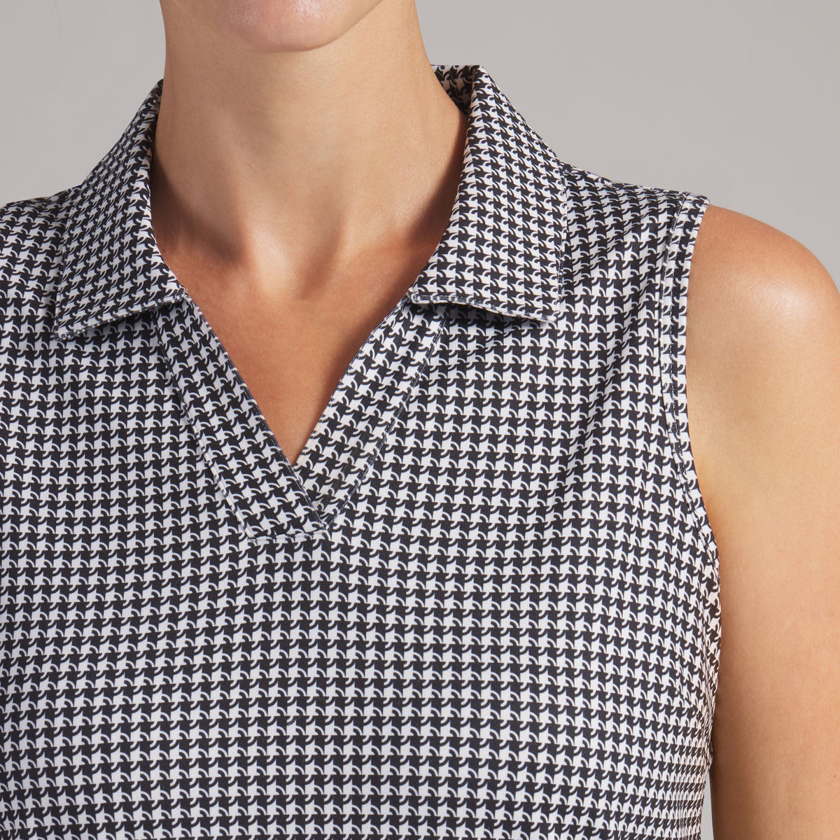 Women's CLOUDSPUN Mono Check Sleeveless Golf Polo